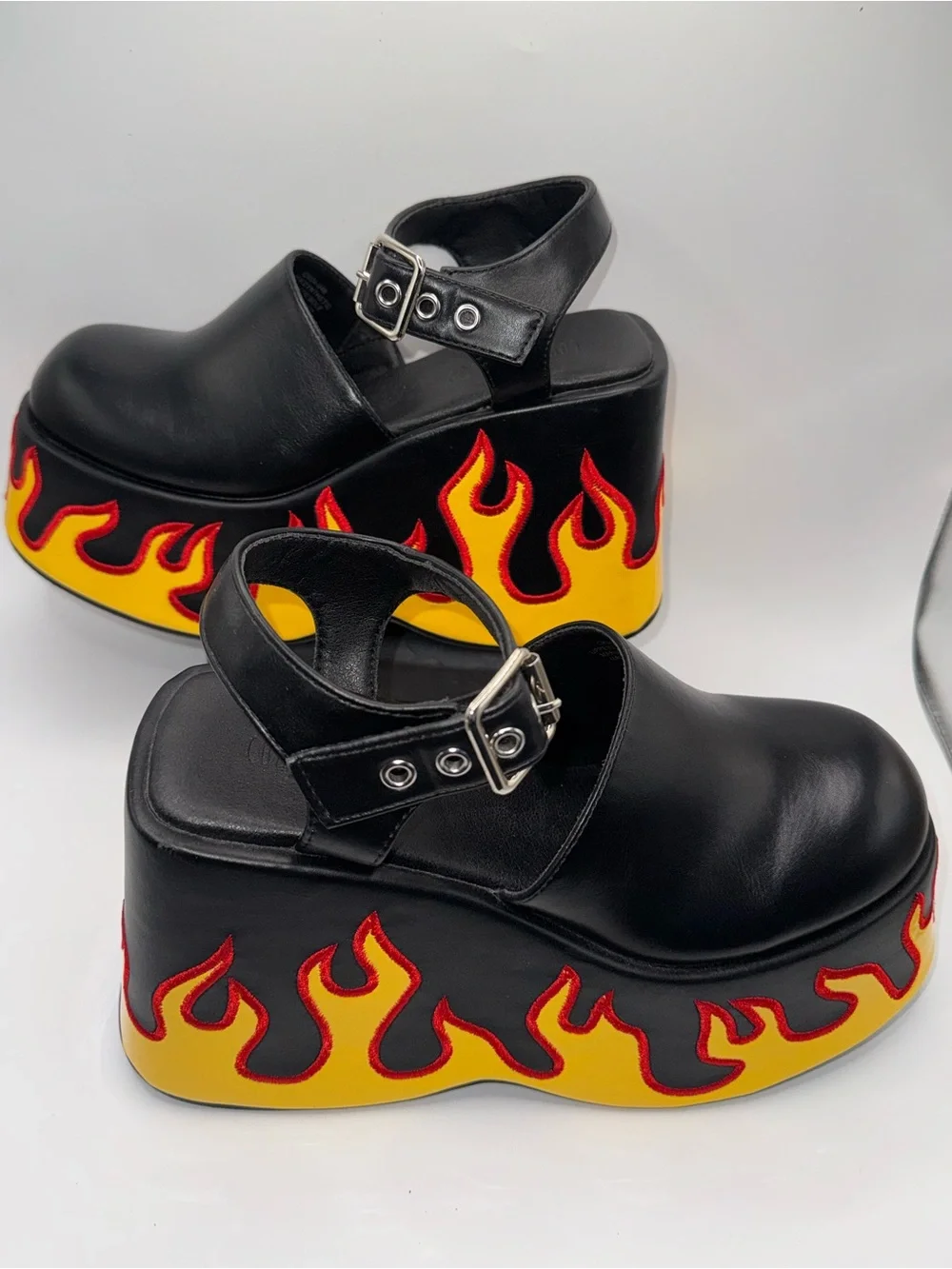 Current Mood Flame Platform Mary Jane Clogs – Women’s Size 7 🔥🖤